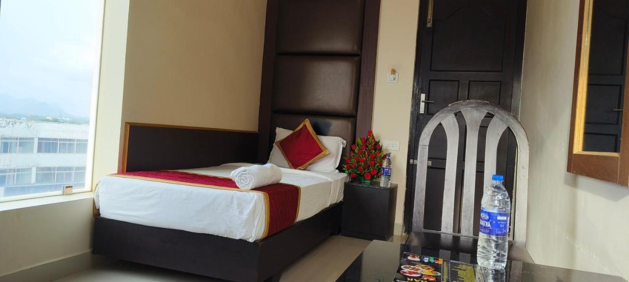 Hotel Pioneer Paradise Nagercoil Ngoại thất bức ảnh