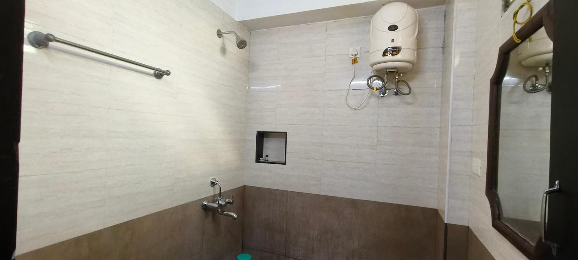 Hotel Pioneer Paradise Nagercoil Ngoại thất bức ảnh